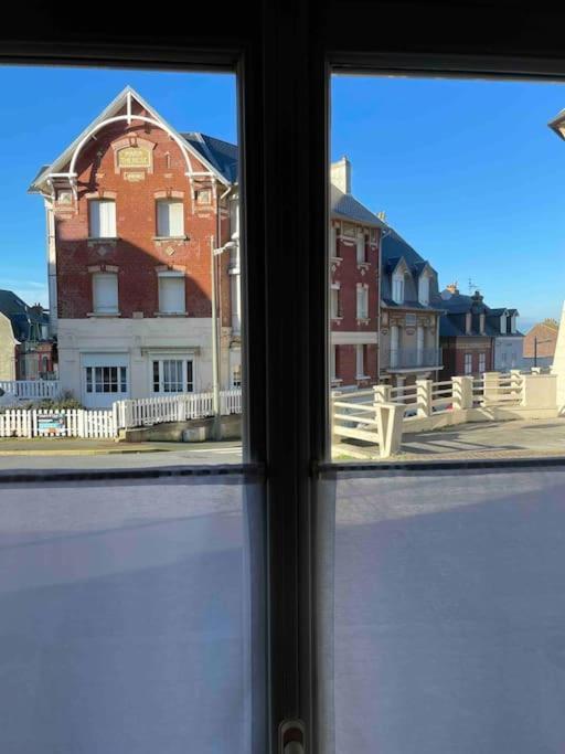 Appartement Au Parisien à Ault Extérieur photo